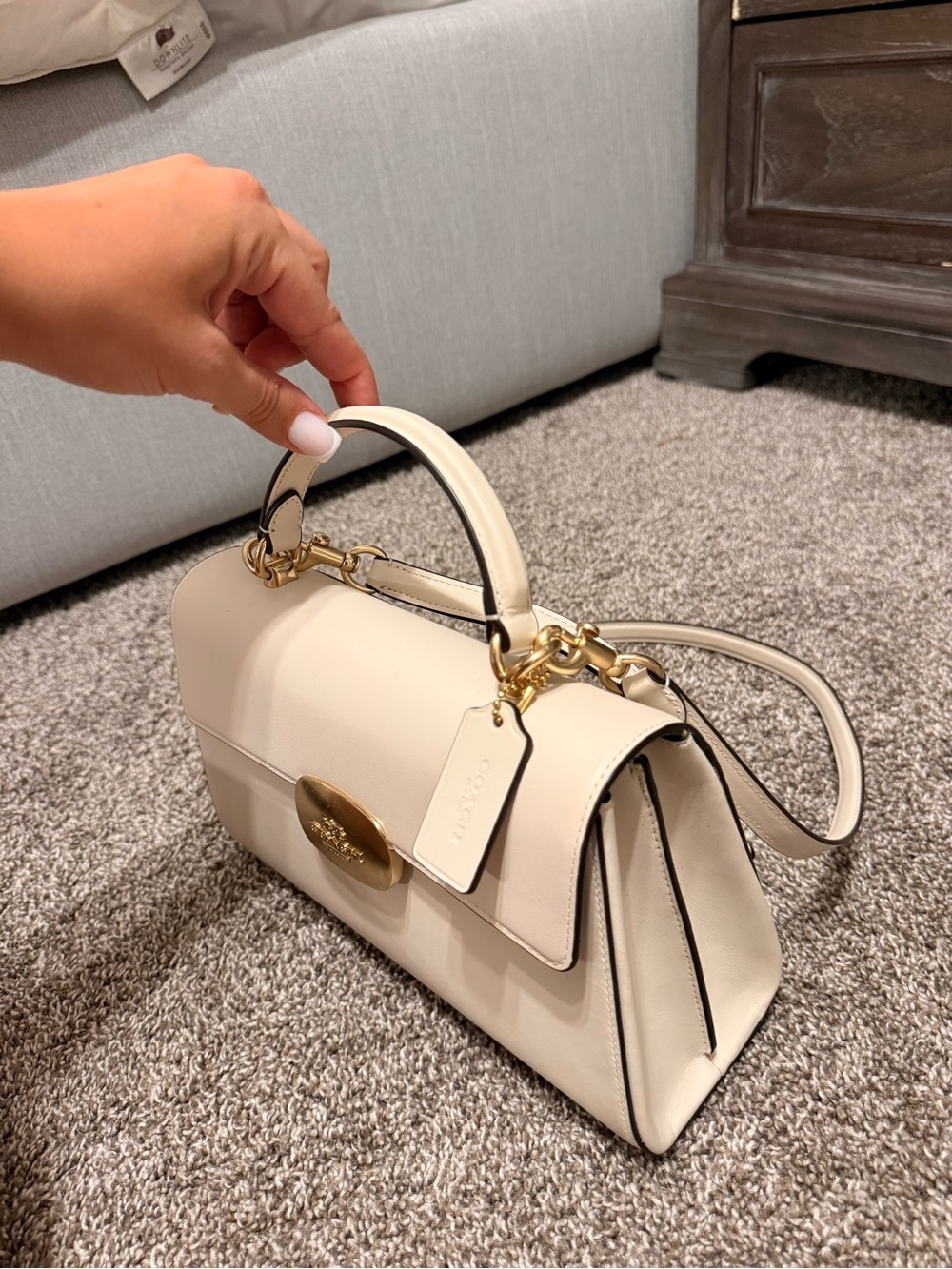 Coach Cream Leather Top-Handle Satchel with Gold Hardware - Picture 5 of 5